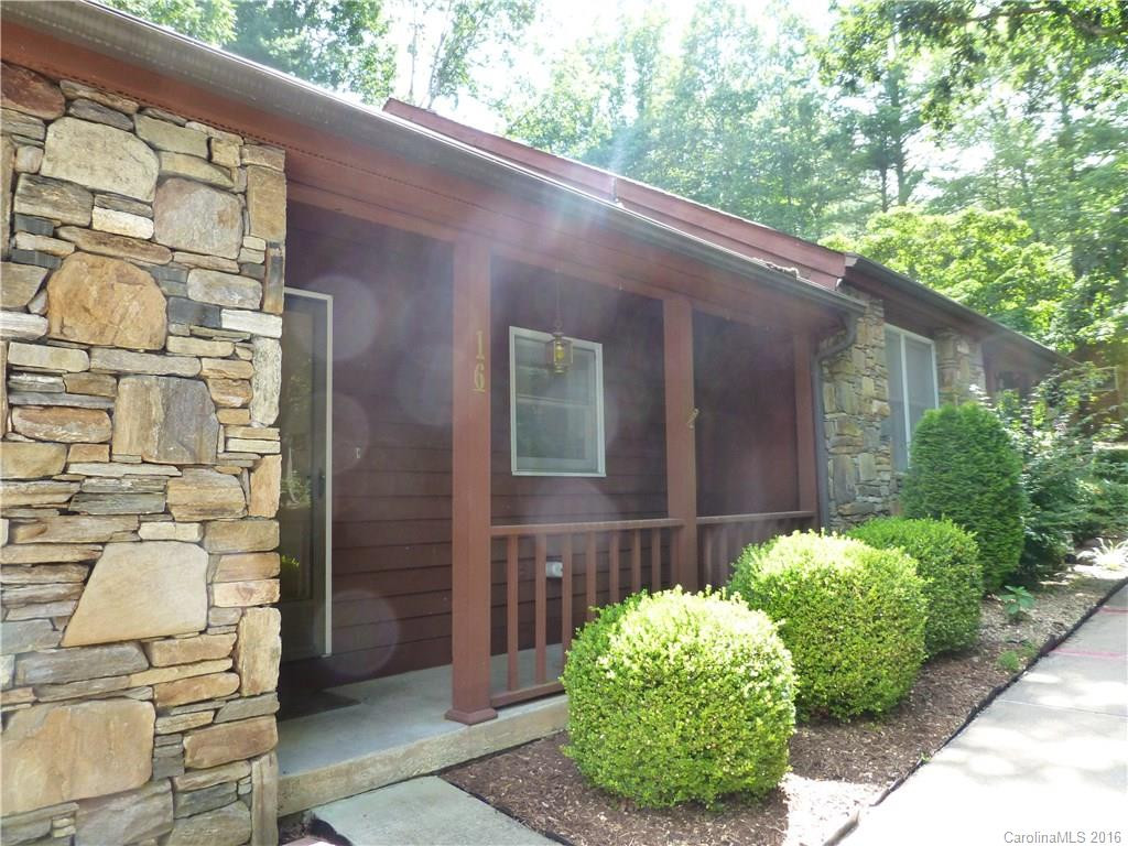 16 Pine Oak Circle #16