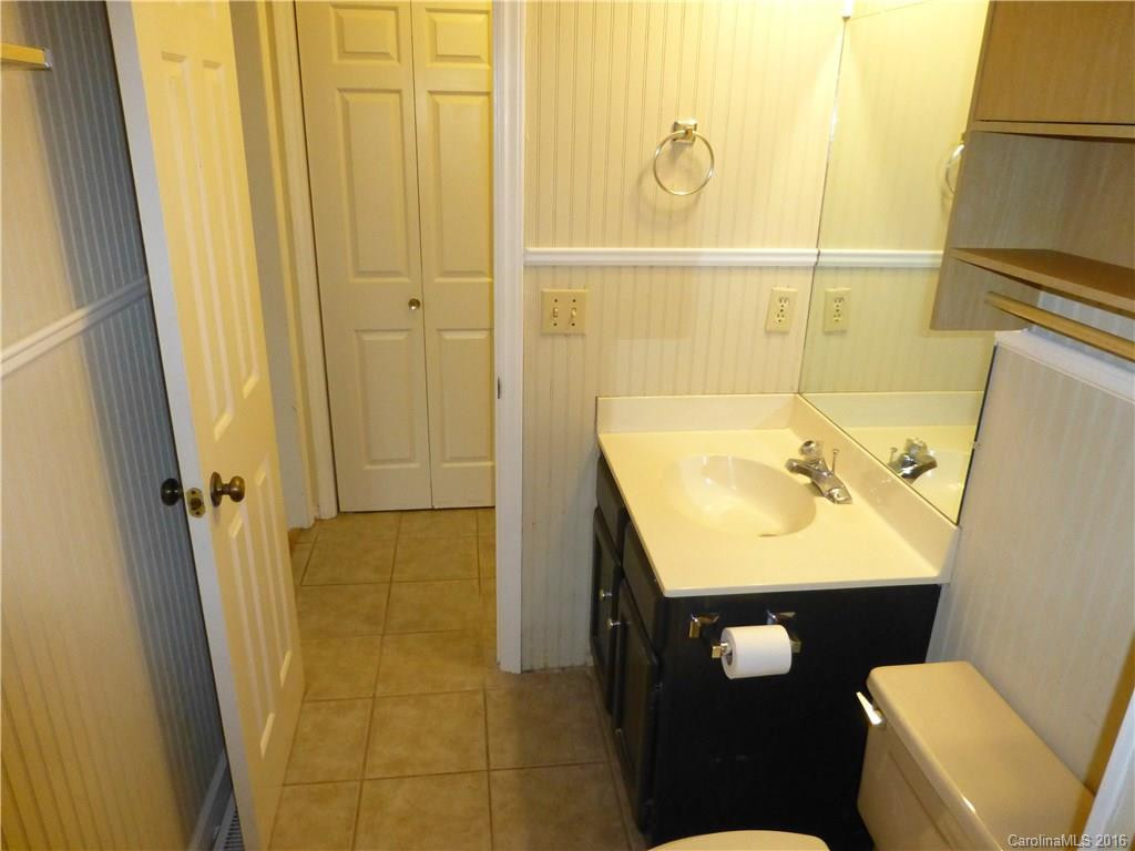 16 Pine Oak Circle #16 - Photo 4