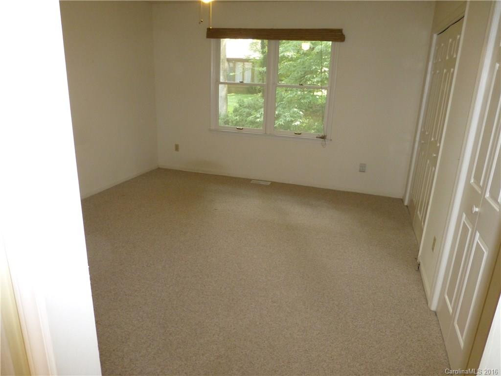 16 Pine Oak Circle #16 - Photo 8
