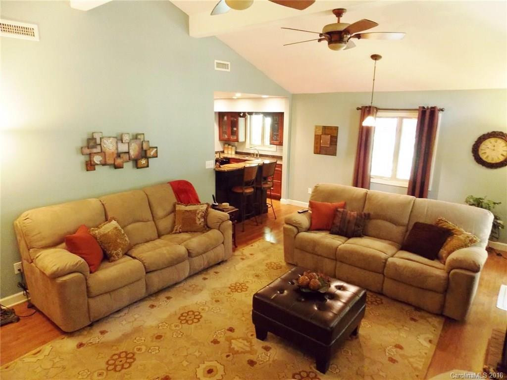 181 Sequoyah Lane - Photo 4
