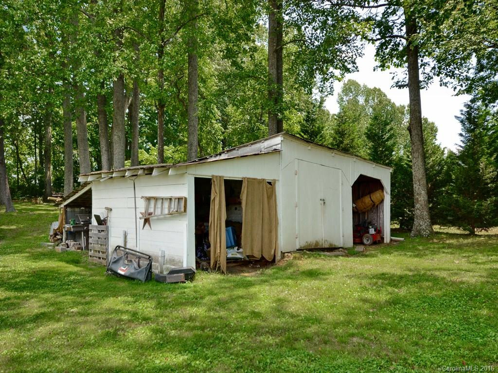 572 Oak Grove Road - Photo 18