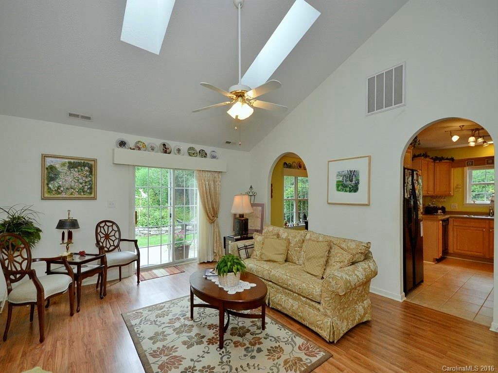 28 Stonebridge Drive - Photo 6