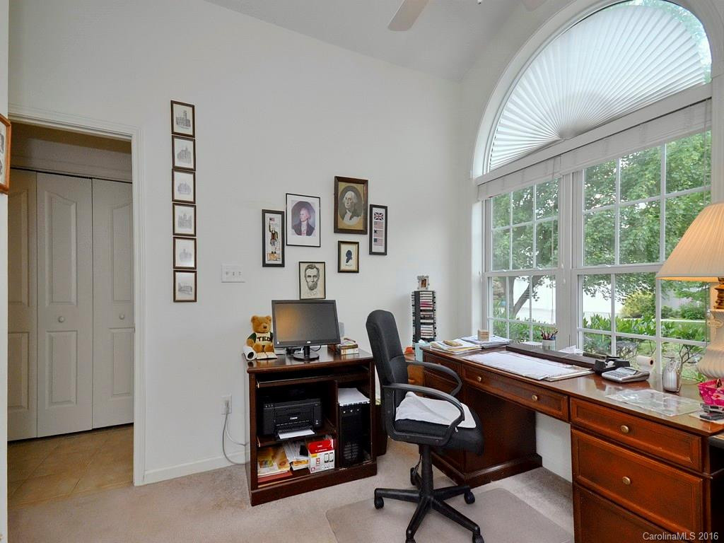 28 Stonebridge Drive - Photo 10