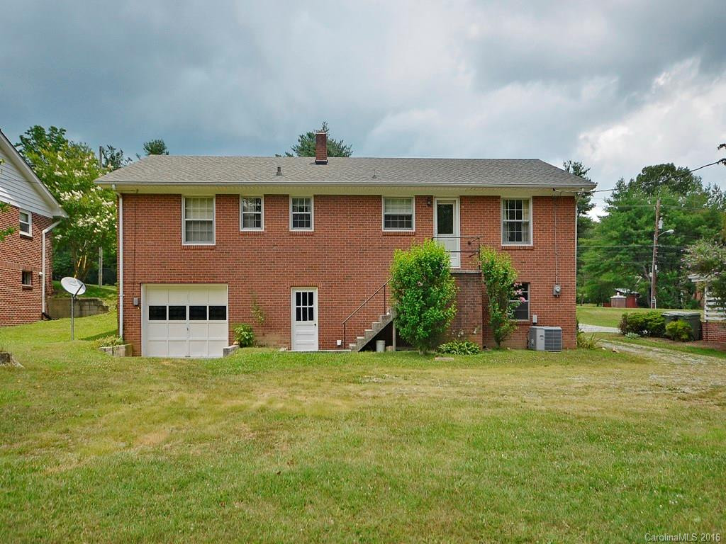 2511 Haywood Road - Photo 11