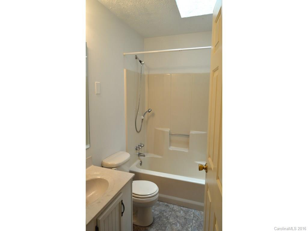 320 Comet Drive ##22 - Photo 8