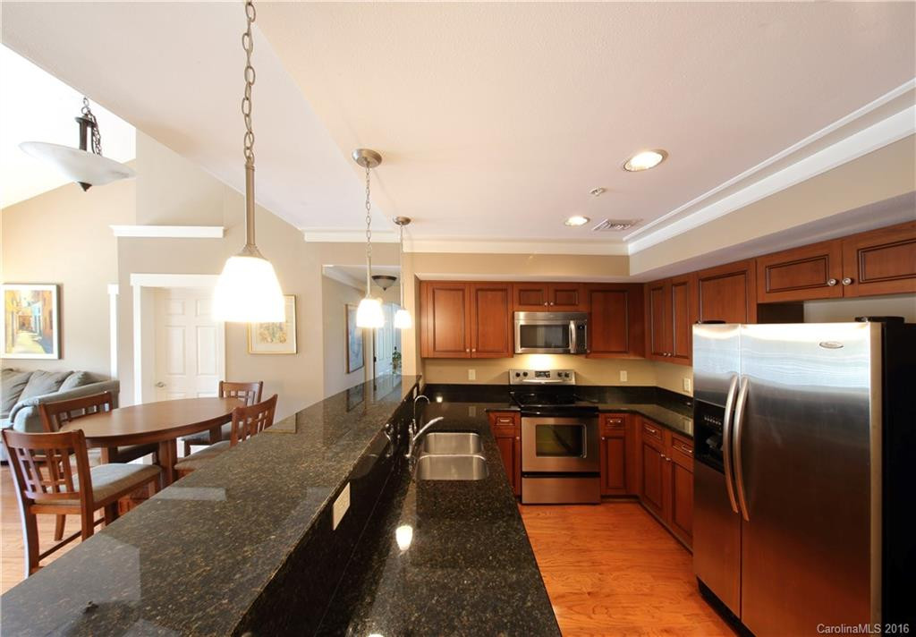 2 Monticello Village Drive #304 - Photo 2