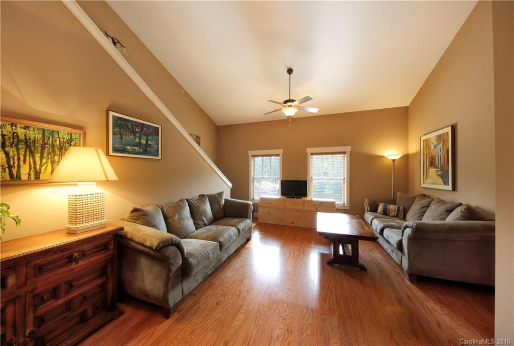 2 Monticello Village Drive #304 - Photo 4