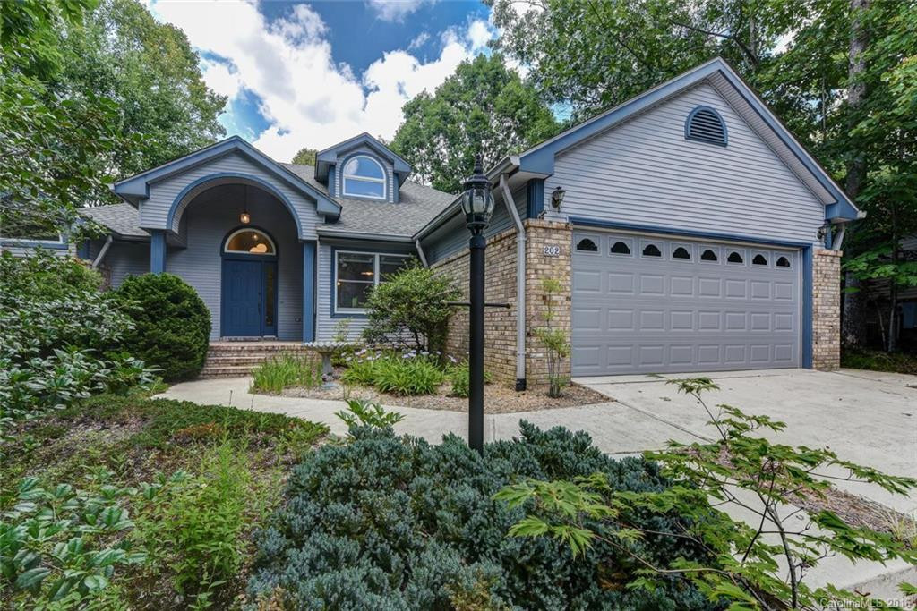 202 Tallyho Lane - Photo 2