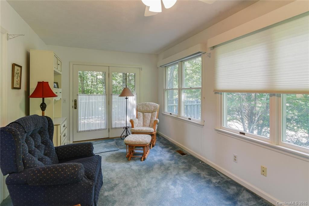 202 Tallyho Lane - Photo 7