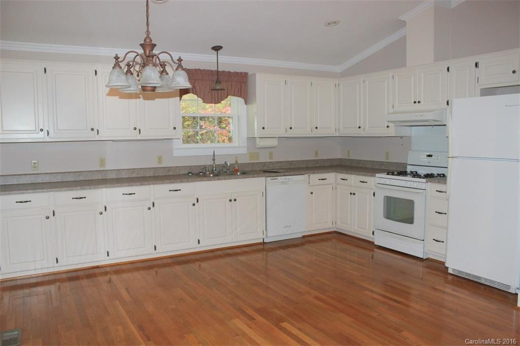 1119 Panther Branch Road - Photo 4