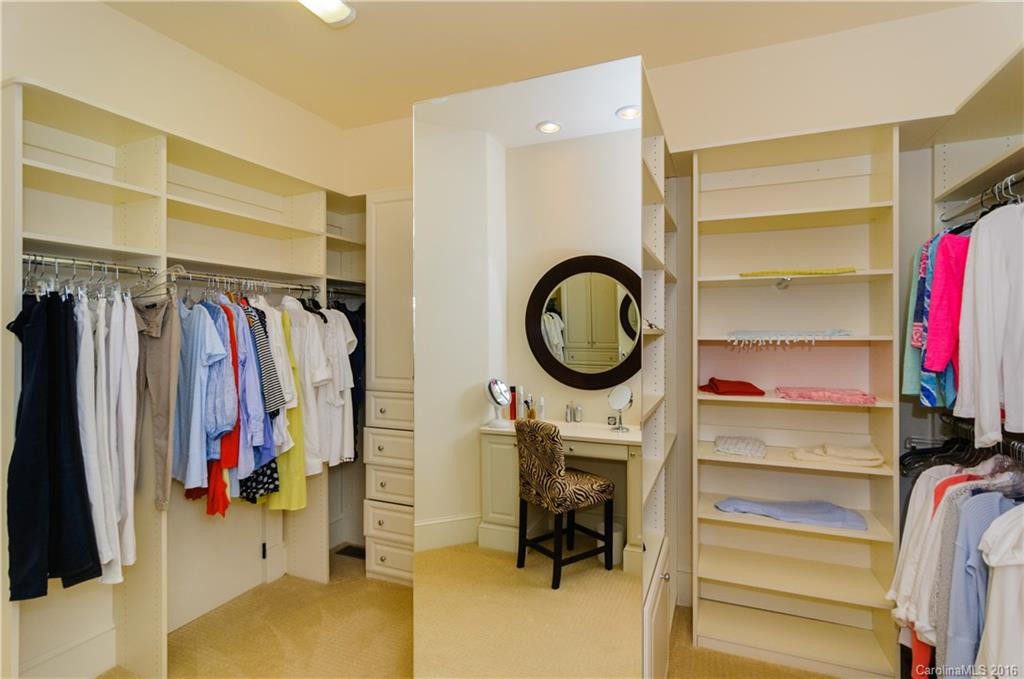 11 Raven Cliff Lane - Photo 17