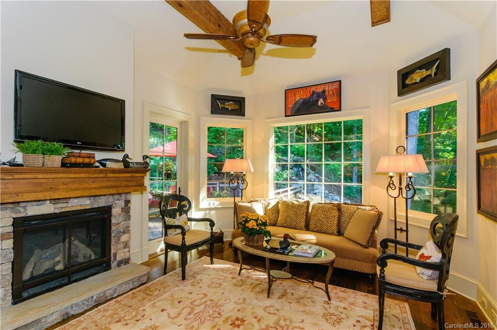 11 Raven Cliff Lane - Photo 10