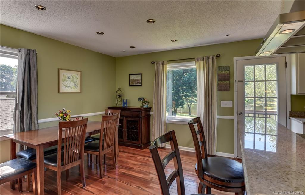 339 Aqua Drive - Photo 11