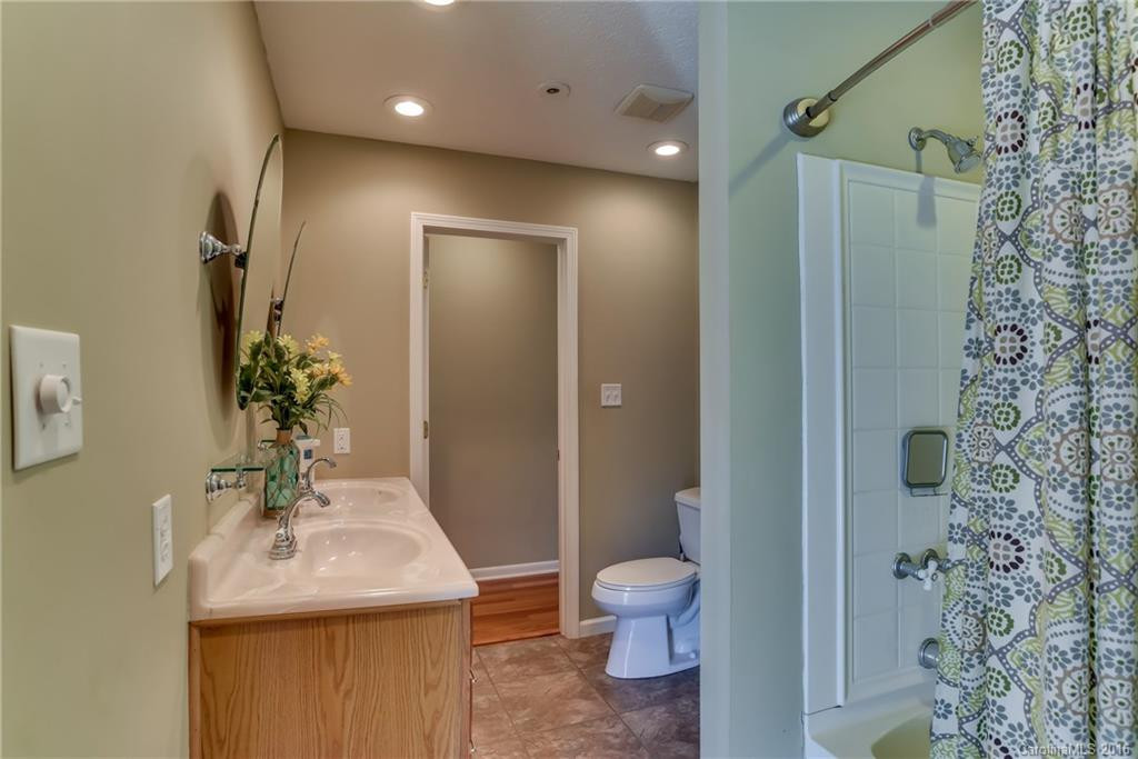 339 Aqua Drive - Photo 17