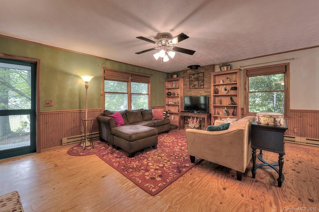 248 Ivy Hills Drive - Photo 4