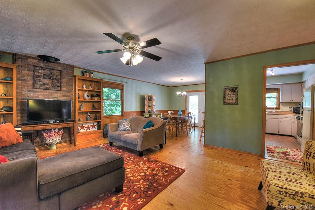 248 Ivy Hills Drive - Photo 5