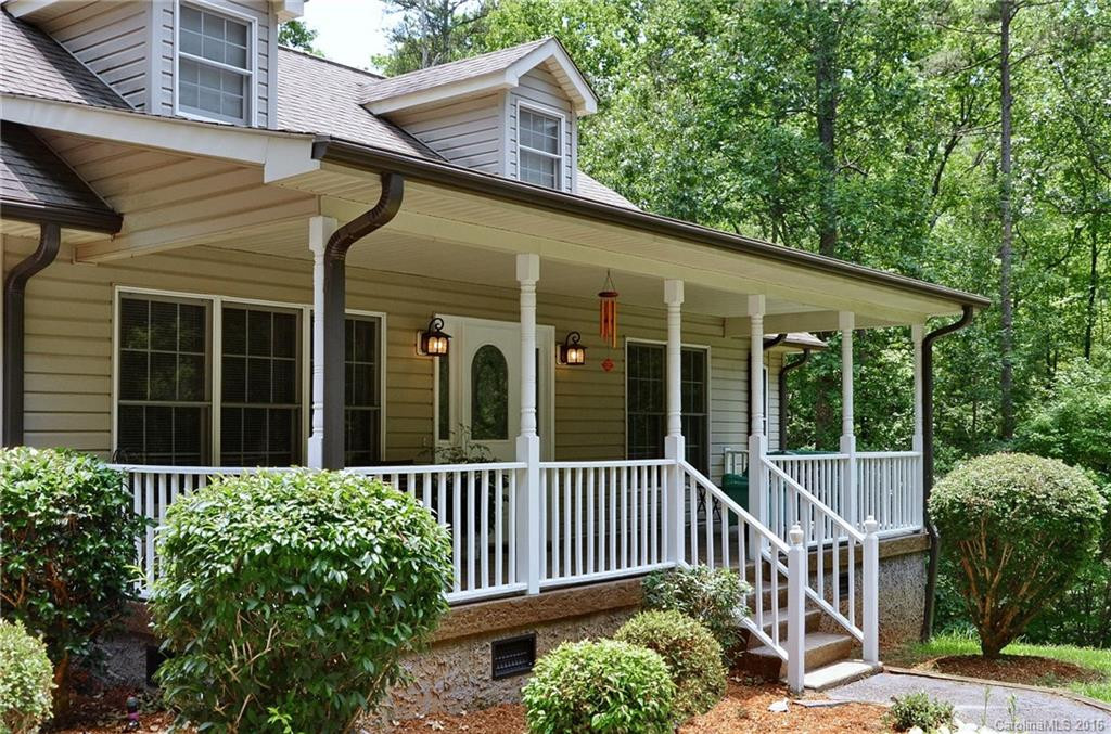 153 Brookside Drive - Photo 3