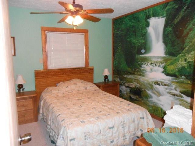 310 Oakwood Drive - Photo 11