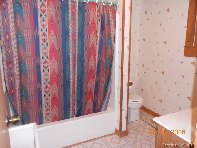 310 Oakwood Drive - Photo 12