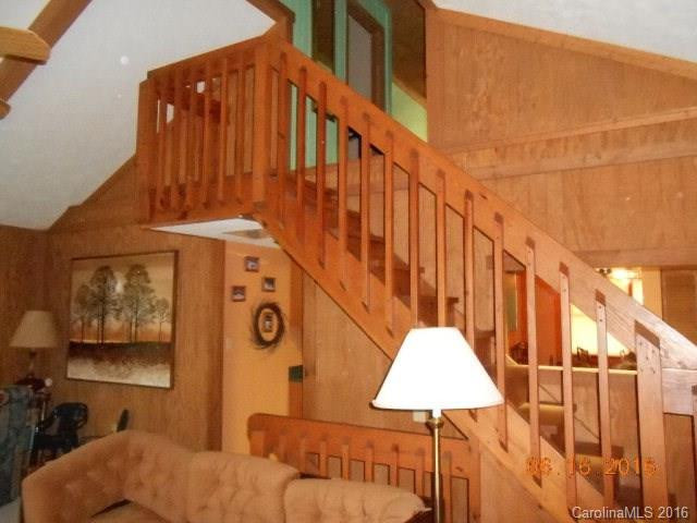 310 Oakwood Drive - Photo 8