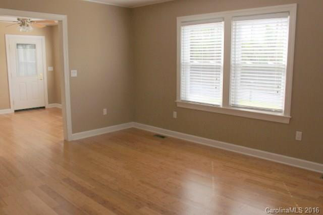 109 Indian Trail - Photo 8