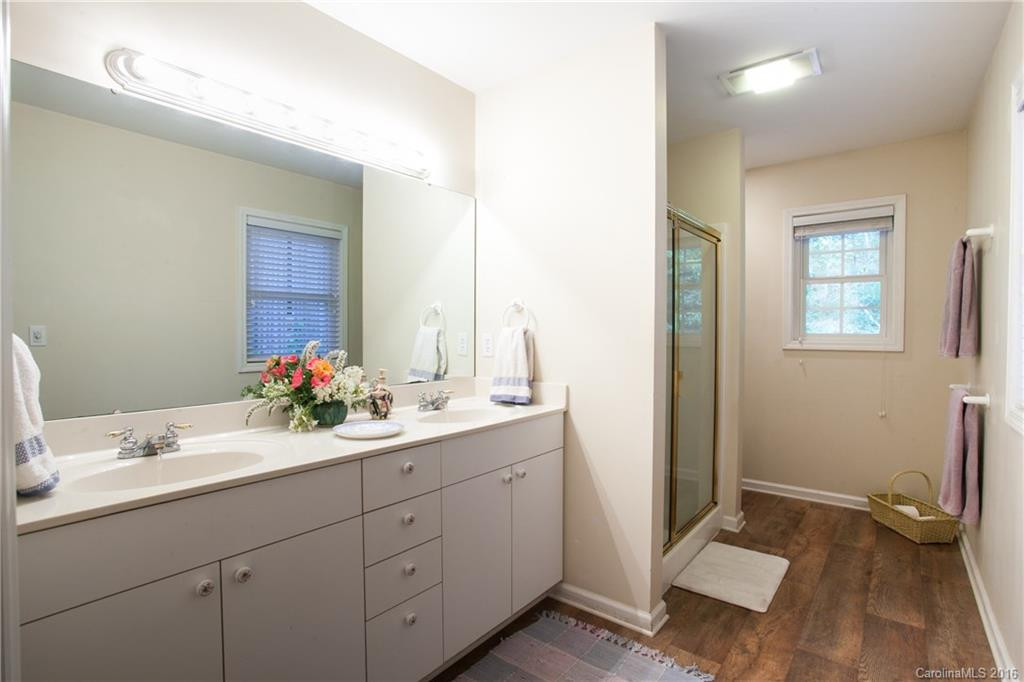 7 Starlight Drive #250 - Photo 16