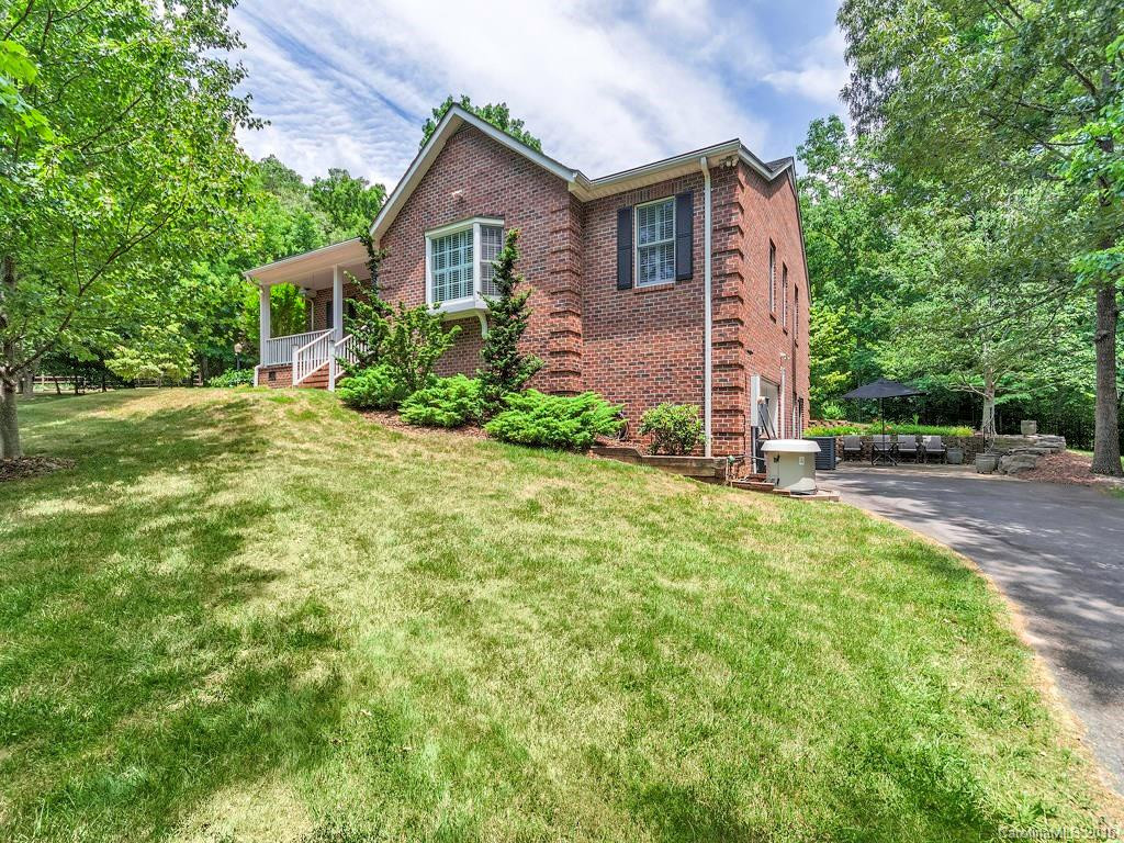 90 Berkshire None - Photo 2