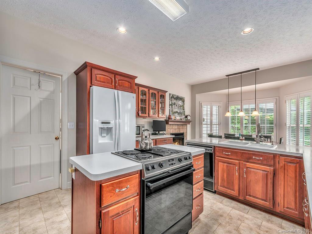 90 Berkshire None - Photo 7
