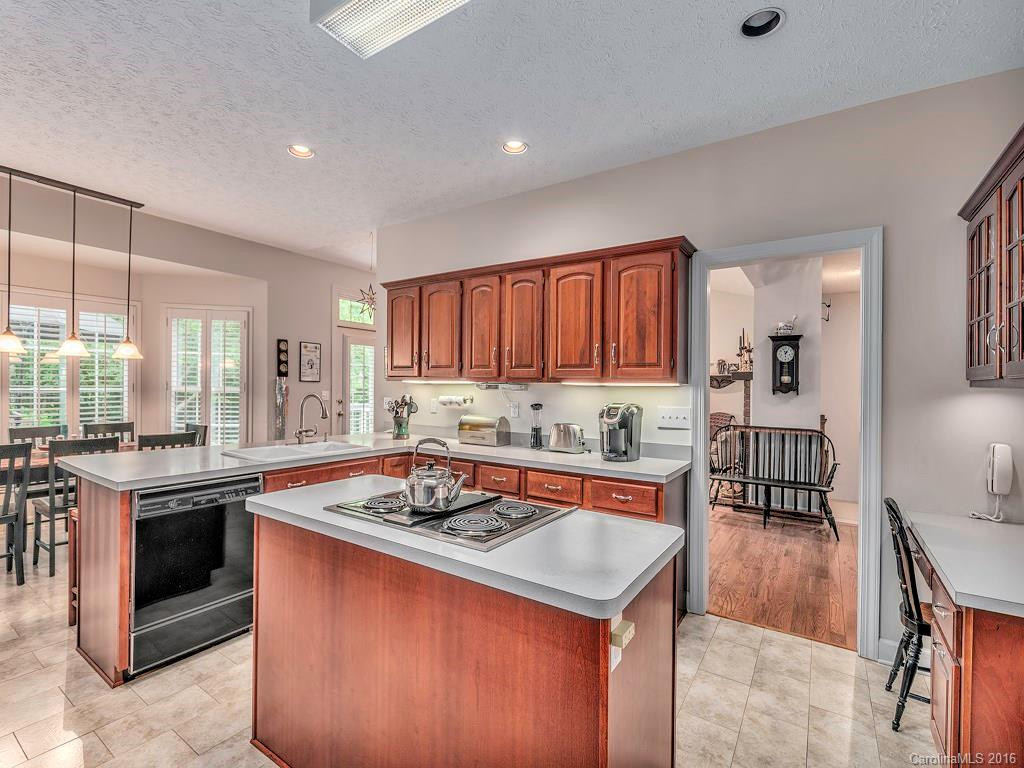 90 Berkshire None - Photo 8