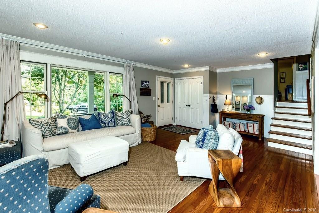 81 Millbrook Drive - Photo 5