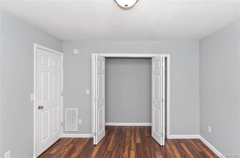 16 Holcombe Road - Photo 12