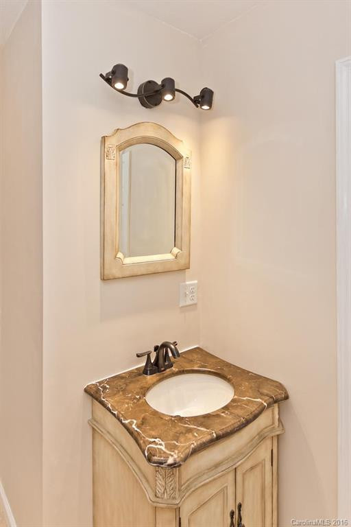 16 Holcombe Road - Photo 20