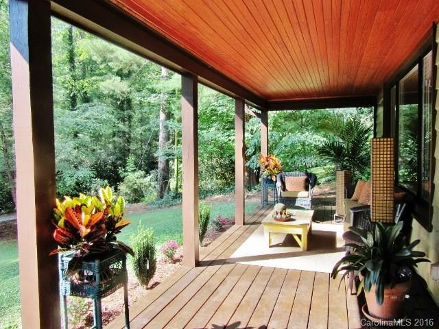 316 Crystal Springs Drive - Photo 2