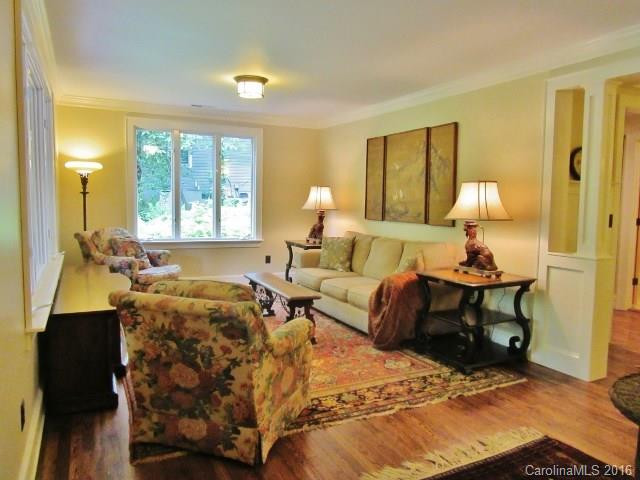 316 Crystal Springs Drive - Photo 4