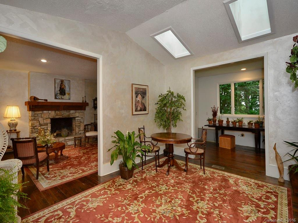 1190 Pinnacle Mountain Road - Photo 2