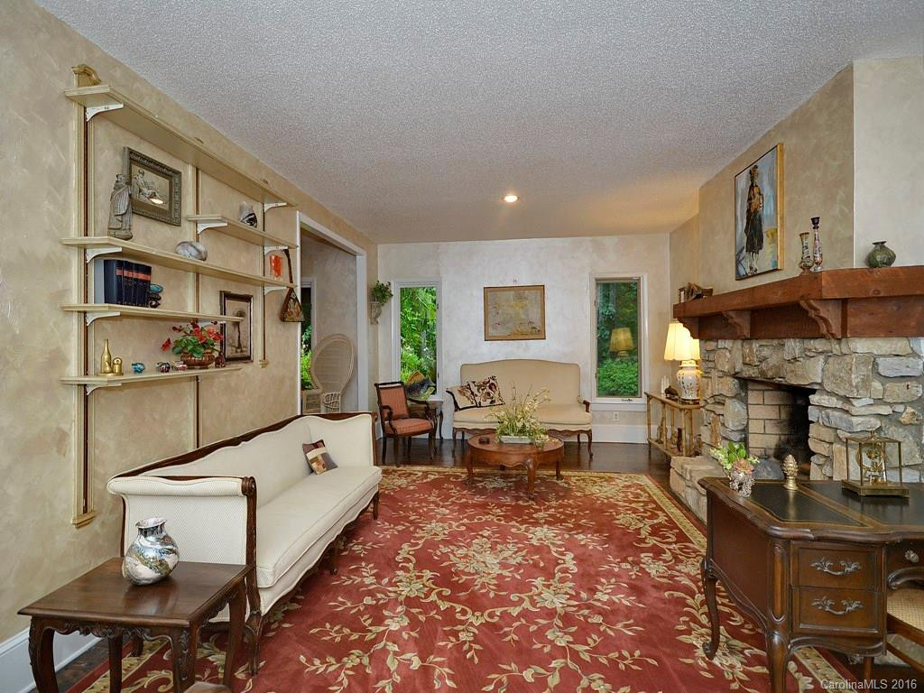 1190 Pinnacle Mountain Road - Photo 3