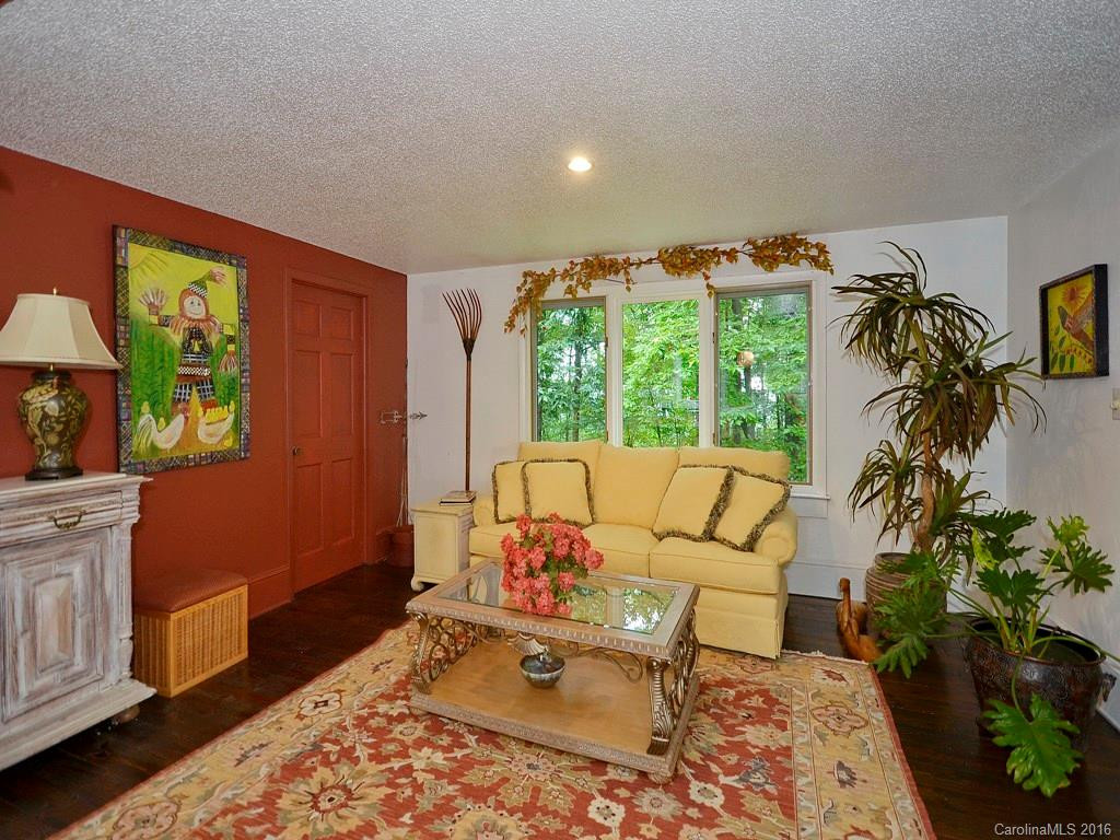 1190 Pinnacle Mountain Road - Photo 5