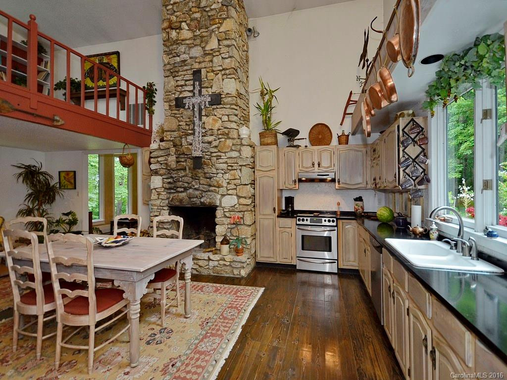 1190 Pinnacle Mountain Road - Photo 8