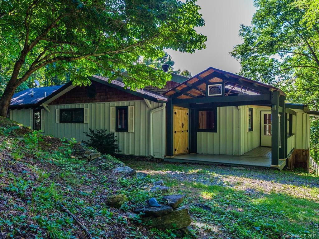 1410 Red Maple Drive