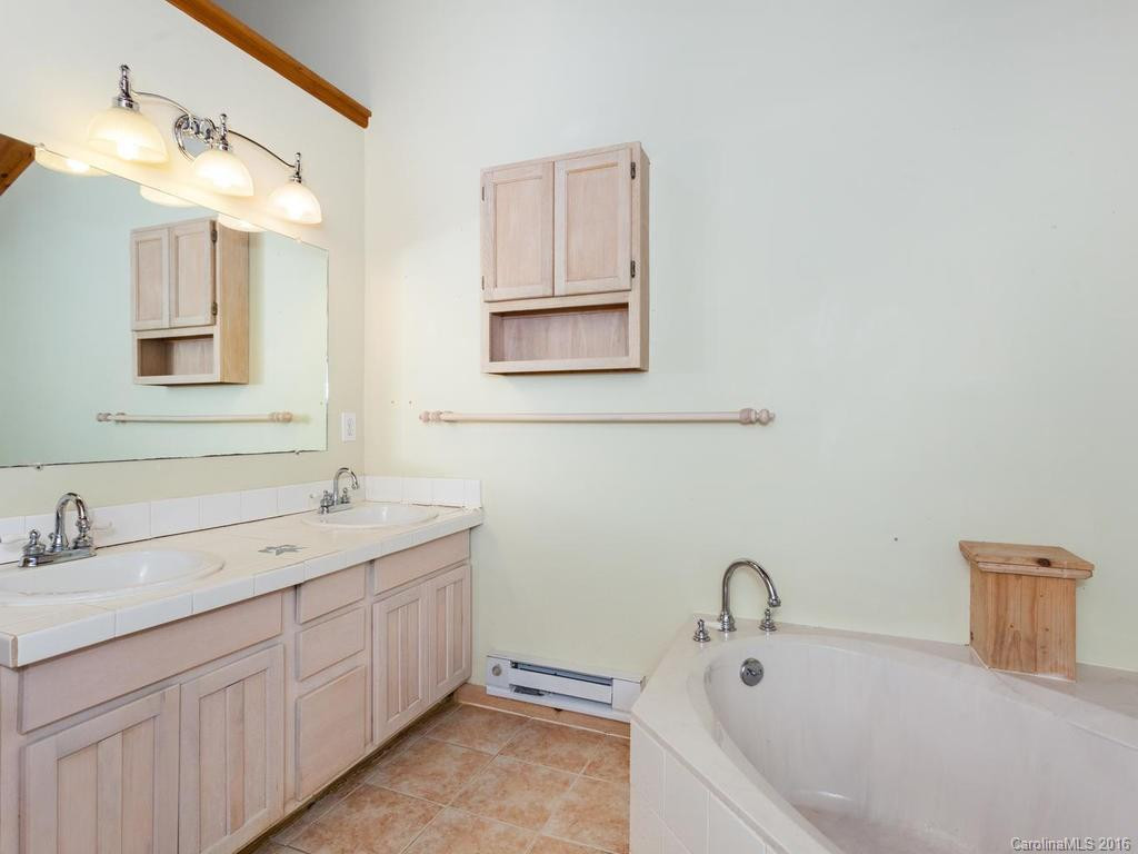1410 Red Maple Drive - Photo 15