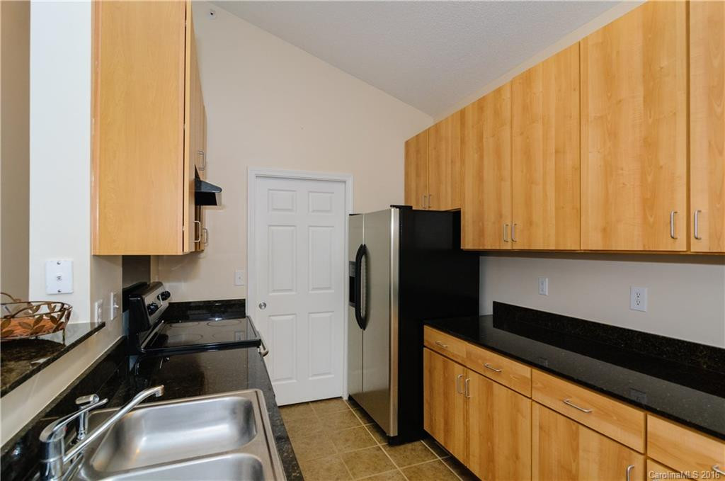 2000 Olde Eastwood Village Boulevard #303 - Photo 12