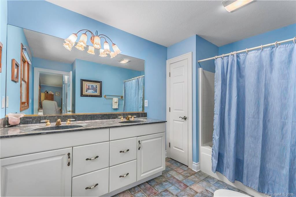 301 Mountain Laurel None - Photo 8