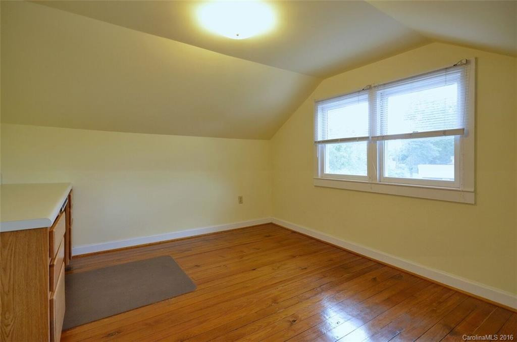 483 Country Club Road - Photo 11