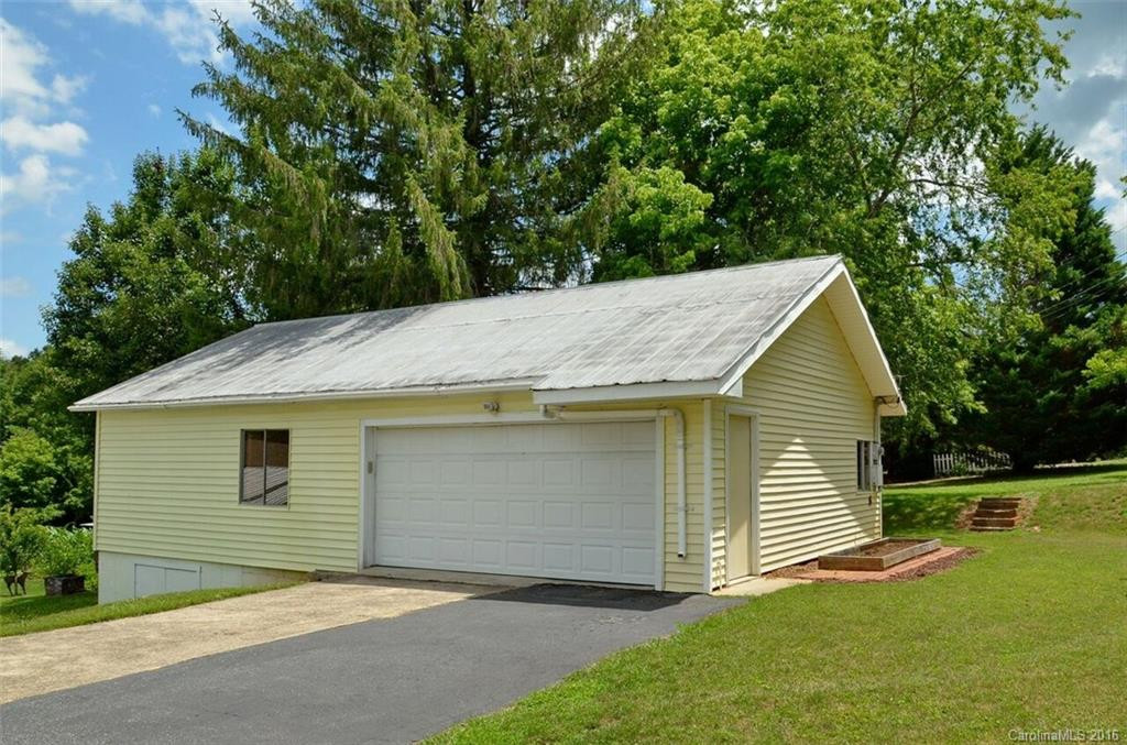 483 Country Club Road - Photo 15