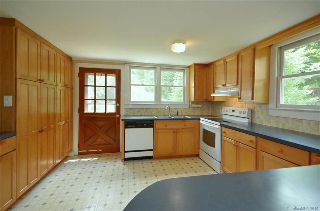 483 Country Club Road - Photo 5