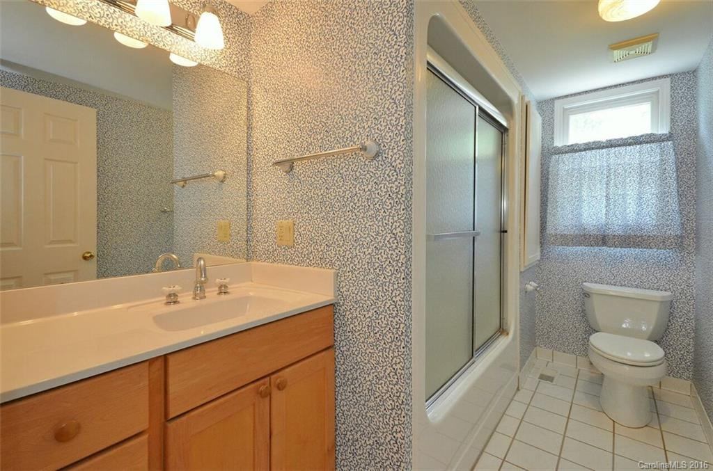 483 Country Club Road - Photo 6