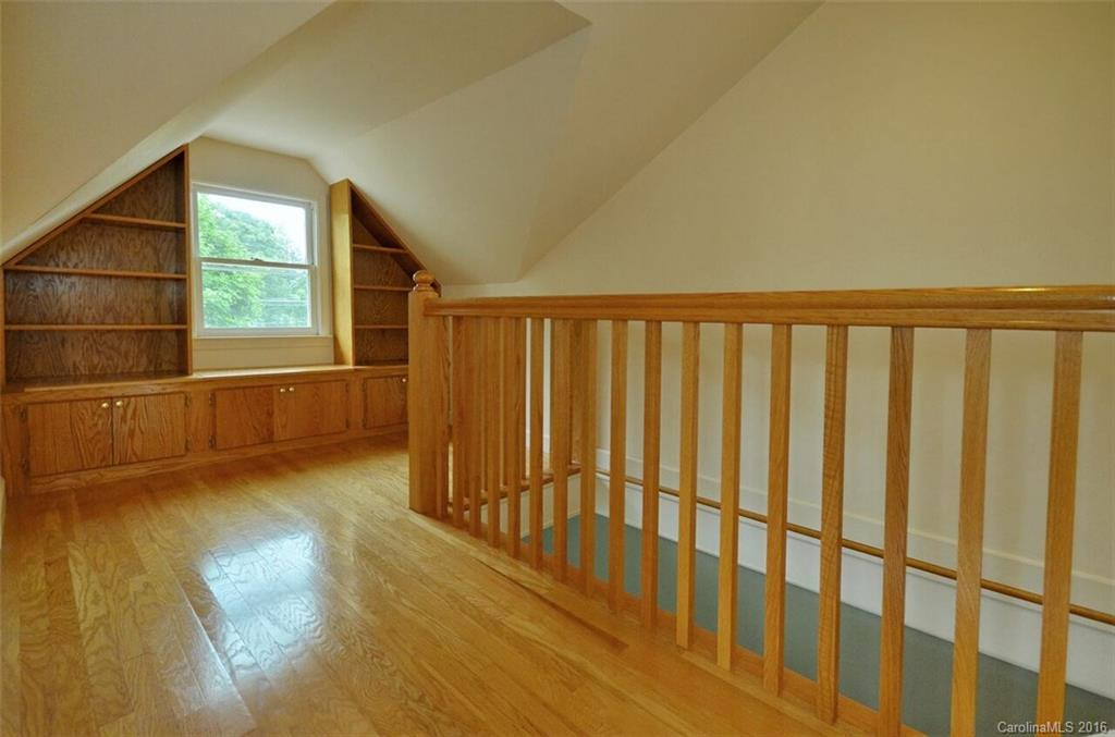 483 Country Club Road - Photo 9