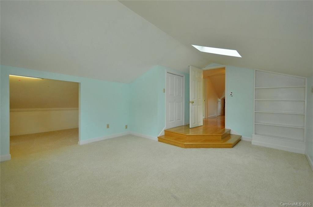 483 Country Club Road - Photo 10