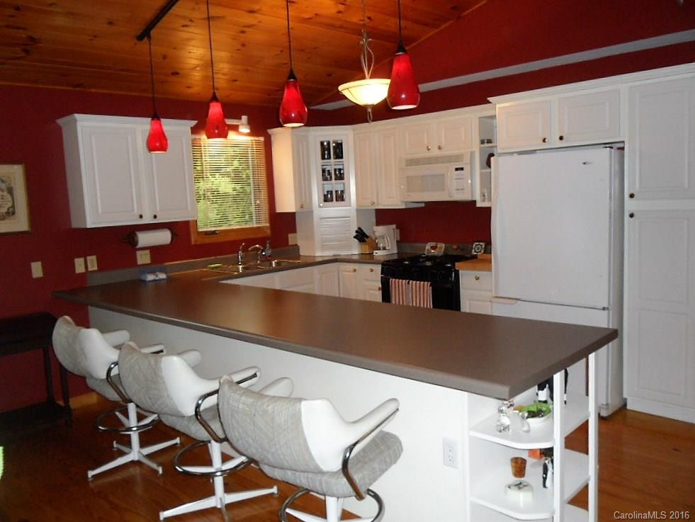 628 Jonathan Creek Road - Photo 4