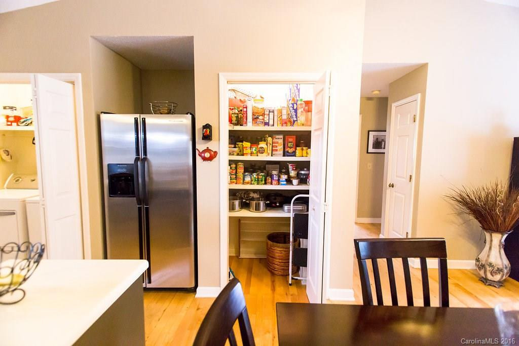 410-F Oak Street - Photo 22
